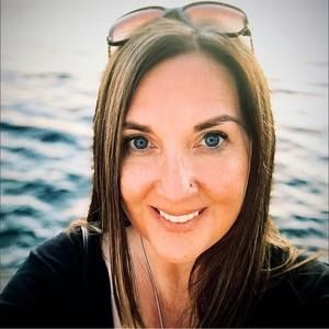 Meet your Posher, Laurel